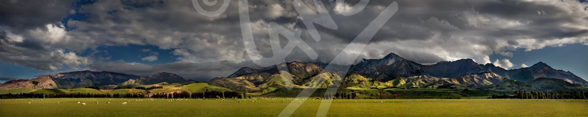 NEW ZEALAND Te Anau Panorama